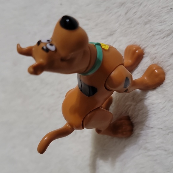 Scooby-Doo Figure - Picture 2 of 9